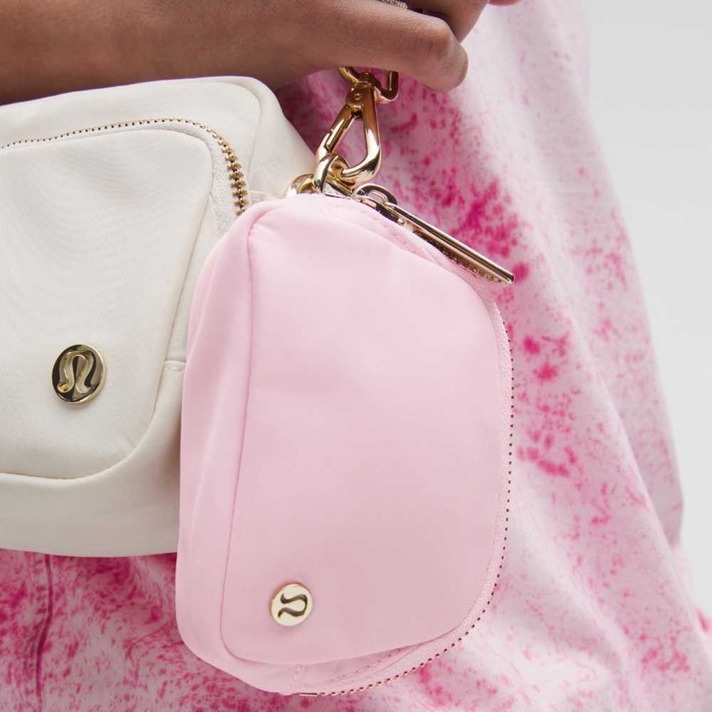 Lululemon | Everywhere | Belt Bag  | Nano